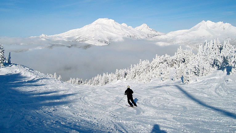 Coffee School Recreation: Skiing